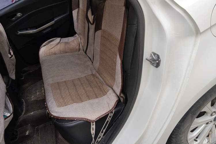 Used Ford Escort 2017 Happy Edition 1.5L Manual Fashion Model