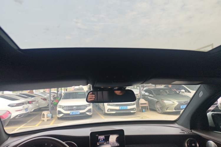 Used Mercedes-Benz GLC 2017 GLC 260 4MATIC Luxury Model