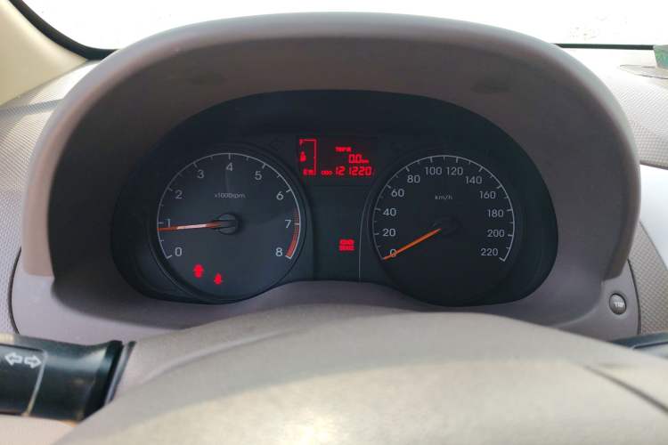 Used Hyundai Verna (older generation) 2010 Sedan 1.4L Manual Comfort GS
