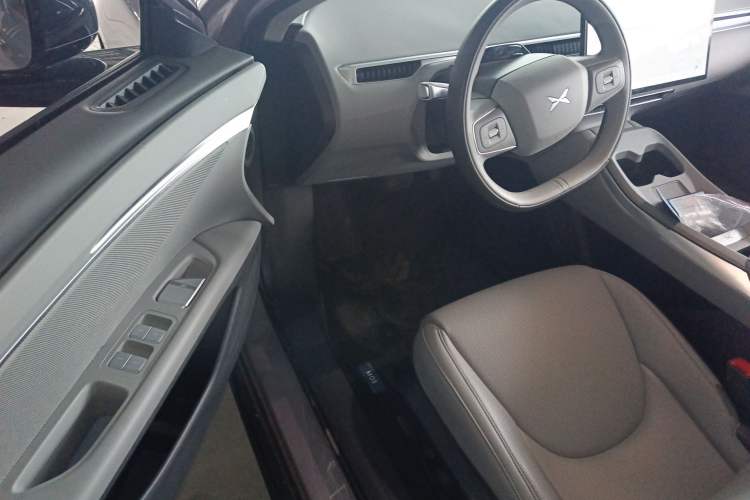 Used XPeng MONA M03 2025 600 with Ultra-Long Range Max Driver Seat