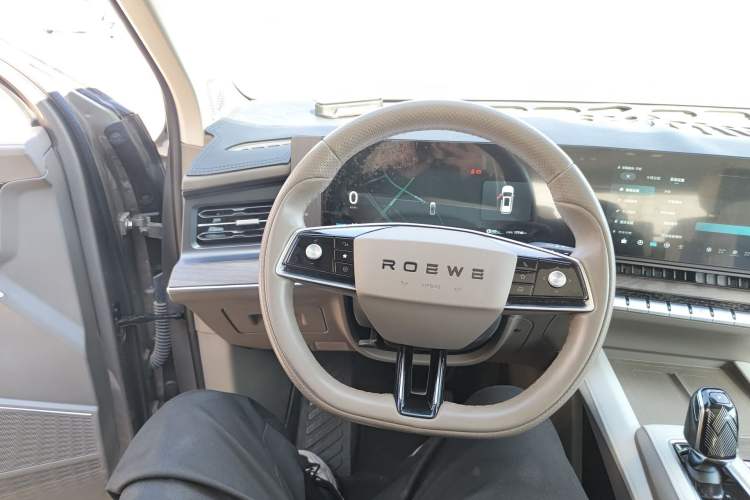 Used Roewe RX9 2023 2.0T Two-Wheel Drive Enjoyment Version Steering Wheel