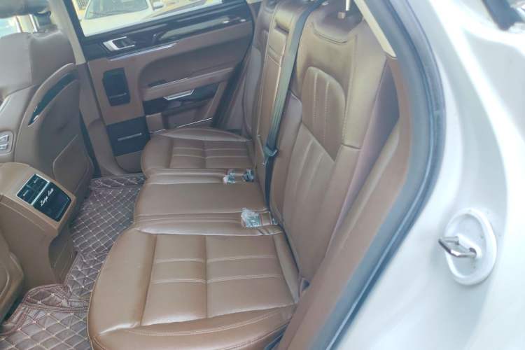 Used Zotye T700 2017 1.8T Dual-Clutch Luxury Model