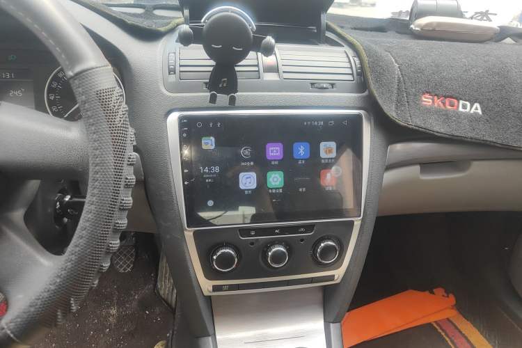 Used Skoda Octavia 2013 1.6L Manual Eado Edition
