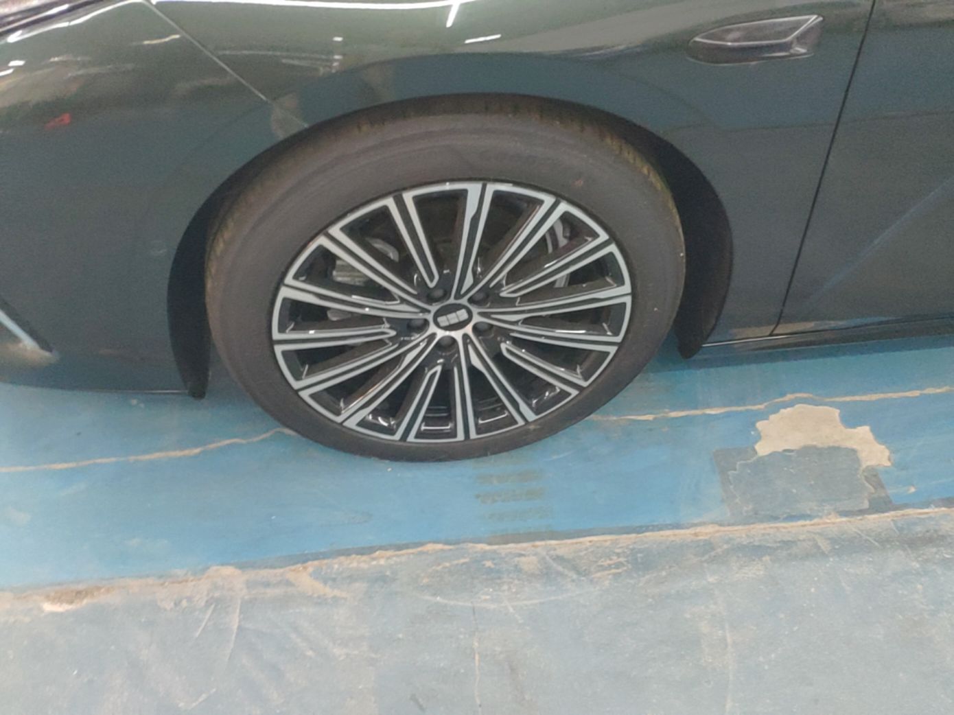 Geely Galaxy 8 2025 130km EM-P Starship Edition — снимка 10