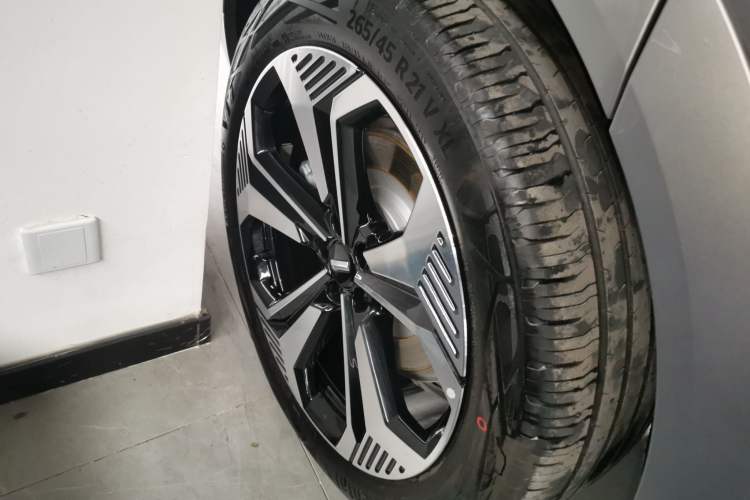 Used Wey Lanshan 2023 Four-Wheel Drive Ultra-Long Range Version
