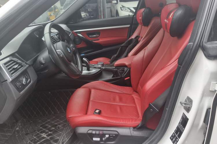 Used BMW 3 Series GT 2019 330i xDrive M Sport Night Edition Left Front Seat