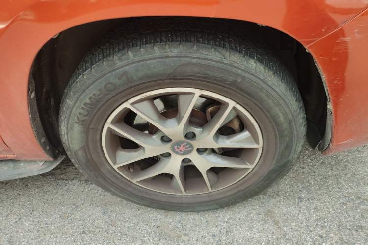 Used BYD Song 2016 Gaishi Edition 1.5TID Automatic Luxury Model