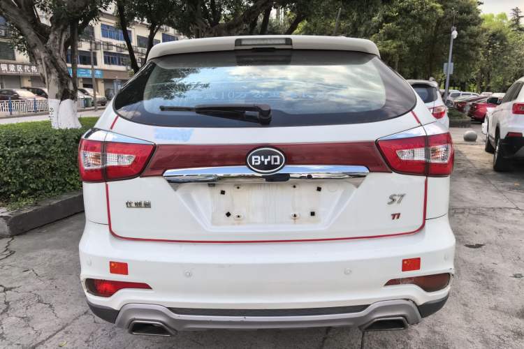 Used BYD S7 2015 1.5T Manual Luxury Model