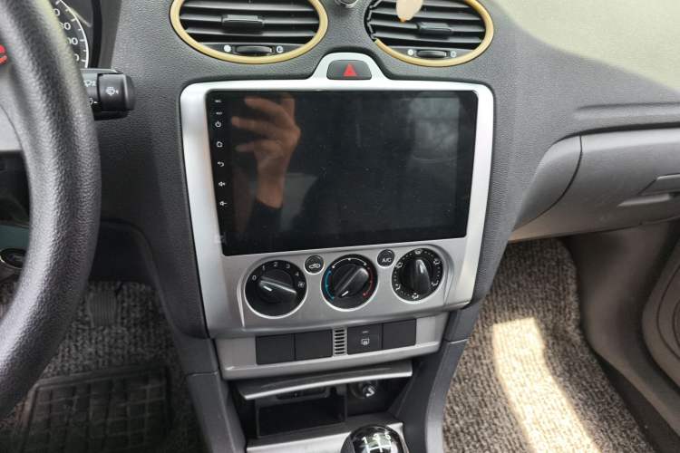 Used Ford Focus 2007 Hatchback 1.8L Manual Comfort Edition
