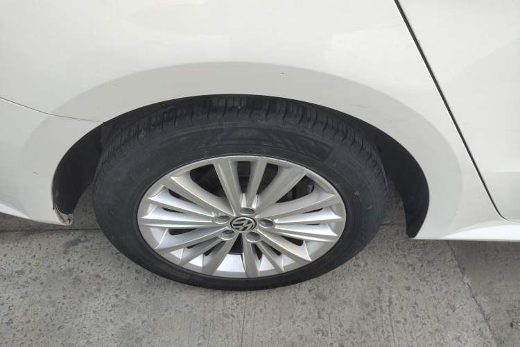 Used Volkswagen Gran Lavida 2013 1.4 TSI Automatic Comfort Model