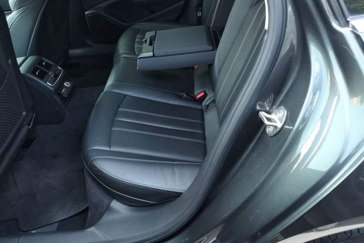 Used Audi A4L 2020 40 TFSI quattro Luxury Dynamic Model