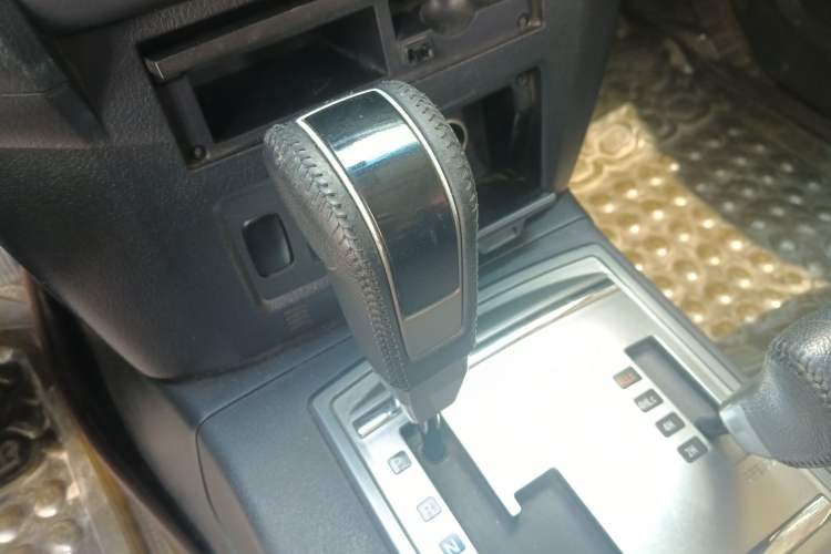 Used Mitsubishi Pajero 2016 3.0L Automatic Luxury Edition China IV