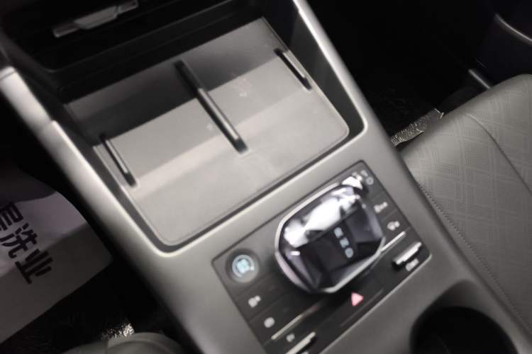 Used BYD Qin PLUS 2025 DM-i Smart Drive 55KM Leading Model