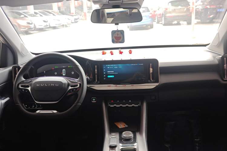 Used Wuling Xingyun 2023 2.0L DHT Flagship Edition
