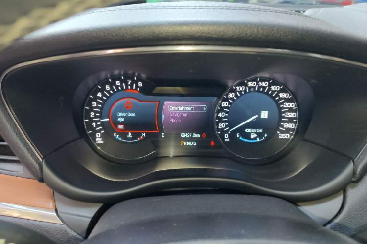 Used Lincoln MKC 2014 2.0T Two-Wheel-Drive Luxury Edition