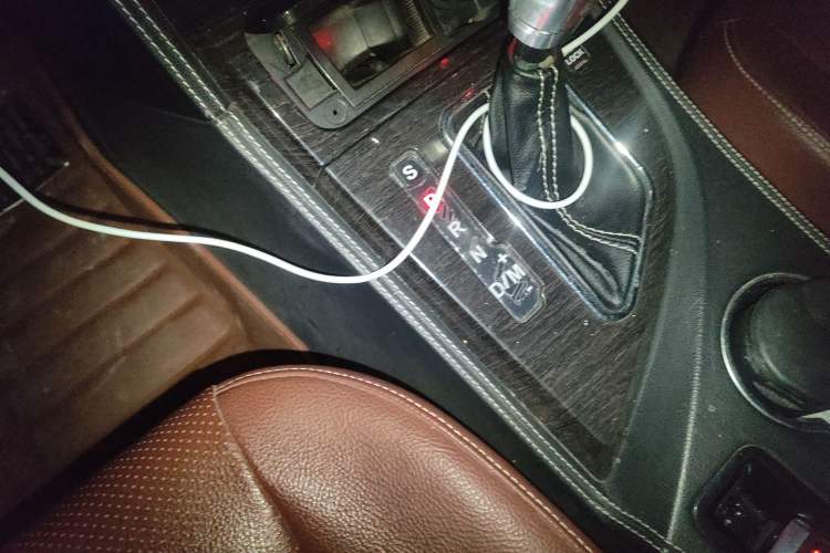 Used Zotye T600 2015 2.0T DCT Luxury Version
