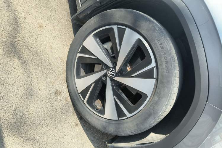 Used Volkswagen ID.6 X 2021 Pro Smart Long-Range Edition
