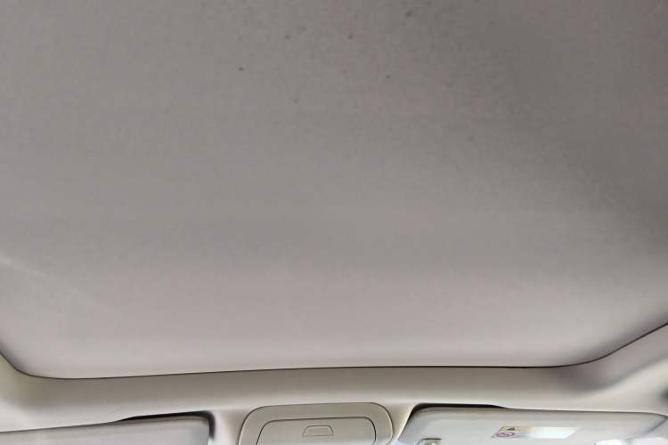 Used Cadillac XT5 2018 25T Luxury Model
