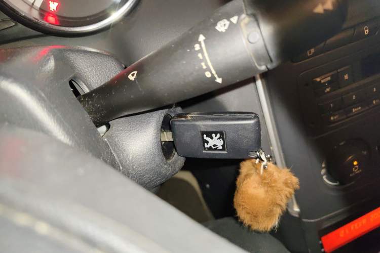 Used Peugeot 308 2014 Enjoy Edition Classic 1.6L Automatic Premium Model Vehicle Key