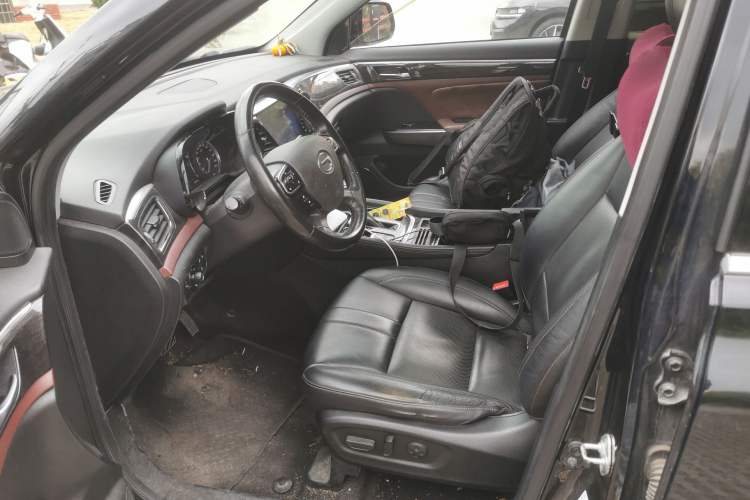 Used GAC Trumpchi GS8 2017 320T Two-Wheel Drive Luxury Edition (7 Seats)
