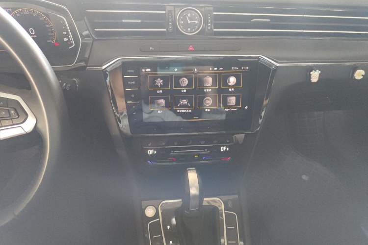 Used Volkswagen Magotan 2021 330TSI DSG 30th Anniversary Edition