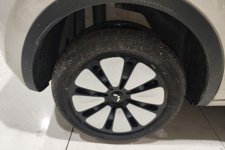 Used Wuling Bingo 2023 203km Comfort Edition