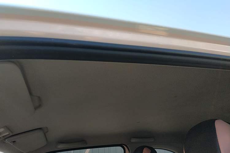 Used Wuling Hongguang MINIEV 2021 Macaron Premium Model – Lithium Iron Phosphate
