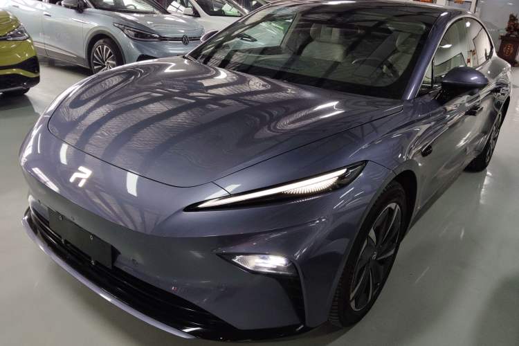 Used Rising F7 2023 Long-Range Pro Edition