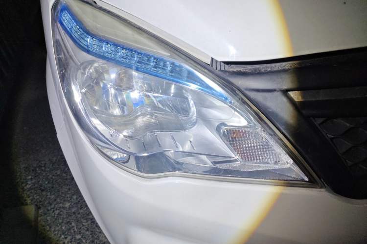 Used HYOSOW H2 2016 H2E 1.5L Classic Model BJ415A
