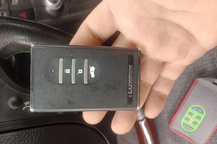 Used Luxgen Great 7 SUV 2014 2.2T Four-Wheel Drive Prestige Version Vehicle Key