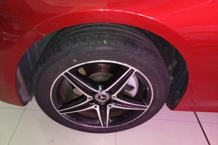 Used Mercedes-Benz E-Class 2019 E 200 Sport Edition Exterior 4