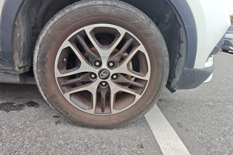 Used Soueast DX3 2016 1.5L Manual Luxury Model Right Front Wheel Hub