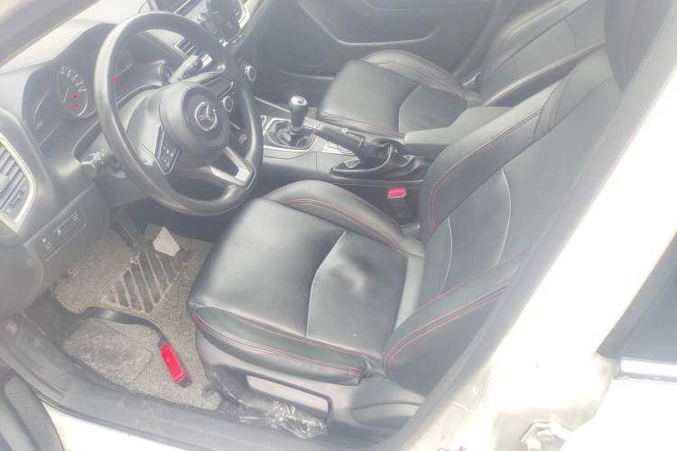 Used Mazda 3 Axela 2017 Hatchback 1.5L Manual Comfort Edition China V Left Front Seat