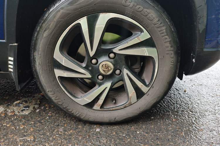 Used Baojun 510 2017 1.5L Manual Luxury Model Right Front Wheel Hub