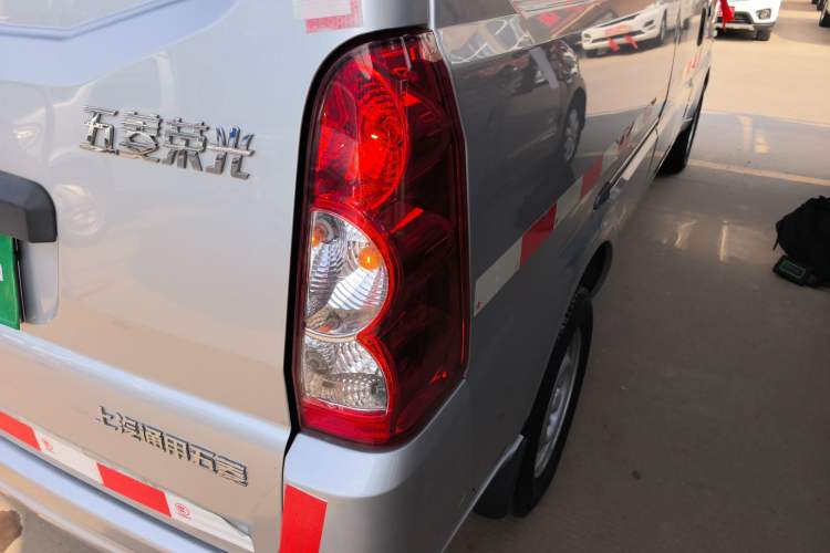 Used Wuling Rongguang 2021 1.5L Extended Standard-Size Window-Sealed Vehicle Air-Conditioned 2-Seater L3C