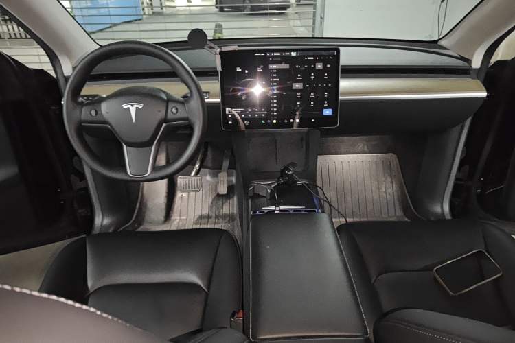 Used Tesla Model Y 2022 Rear-Wheel-Drive Version