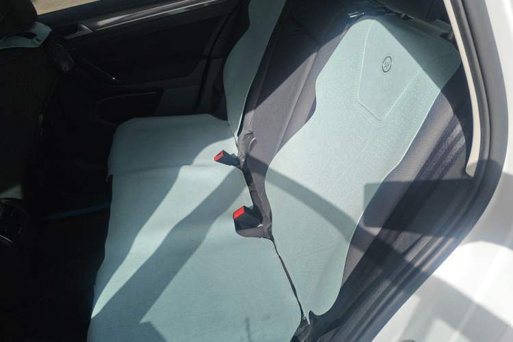 Used Volkswagen Golf Sportsvan 2016 230TSI Automatic Trend Edition
