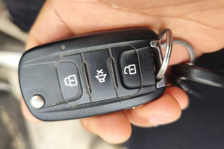 Used Wuling Hongguang 2015 1.5L S Basic Version China V Standard