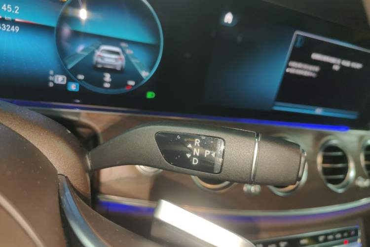 Used Mercedes-Benz E-Class 2023 Updated E 300 L Luxury Edition
