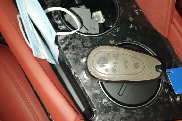 Used MG Cyberster 2024 520 km Legendary All-Wheel-Drive Version
