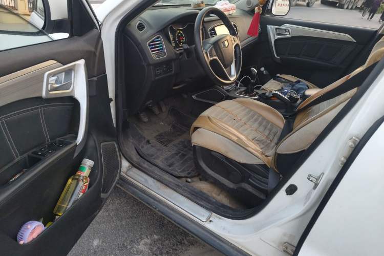 Used Geely Auto Vision X6 2016 1.8L Manual Luxury Model
