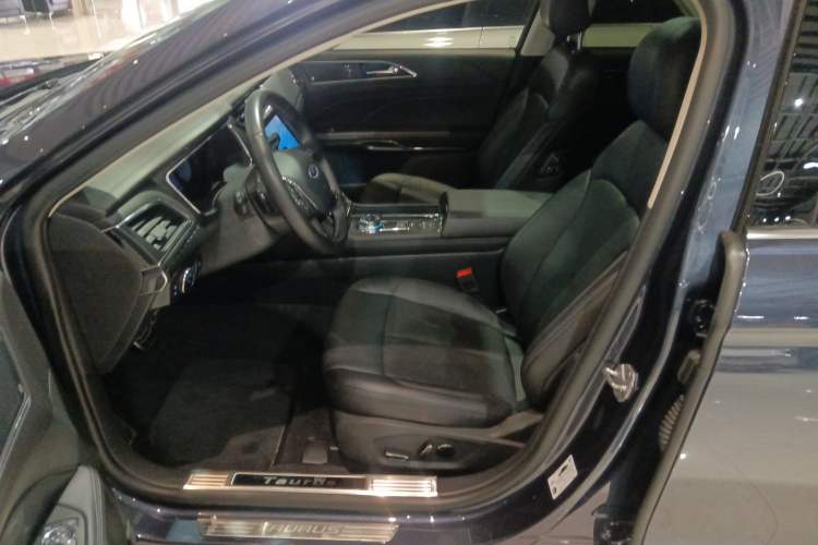 Used Ford Taurus 2019 EcoBoost 245 Premium Edition