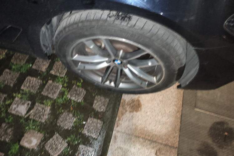 Used BMW 5 Series 2019 525Li M Sport Package Right Front Wheel Hub