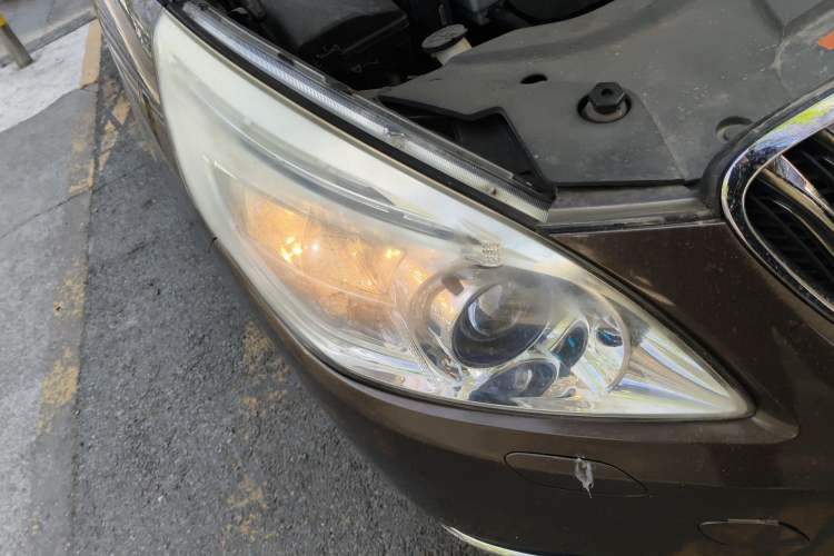 Used Buick GL8 2014 3.0L GT Luxury Business Haoya Edition Right Front Headlight