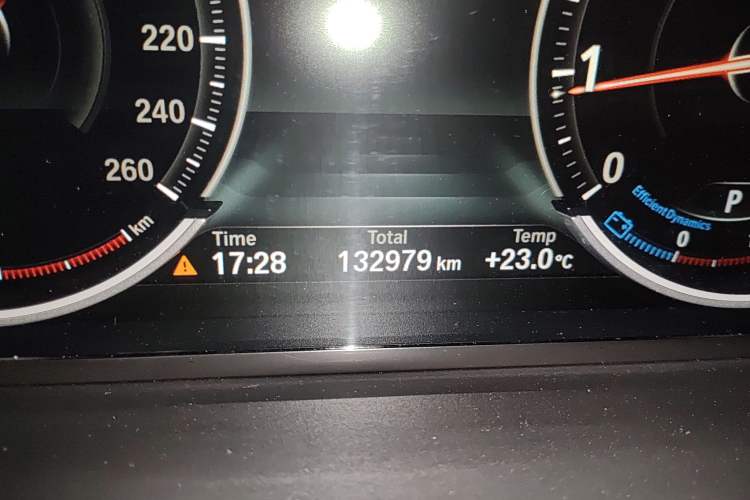 Used BMW 5 Series 2017 528Li Leading Model
