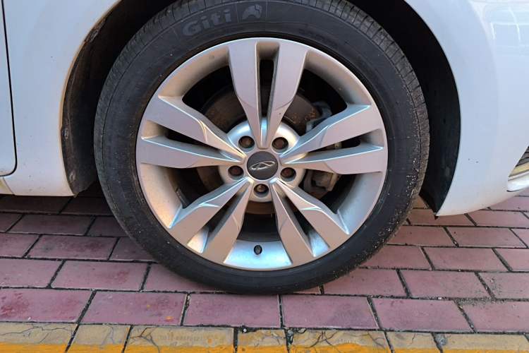 Used Chery Arrizo 5 2017 1.5L Manual Lingchao Edition Right Front Wheel Hub