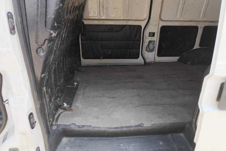 Used Ruichi EC35 2022 EC35 II Standard Edition 39.42 kWh