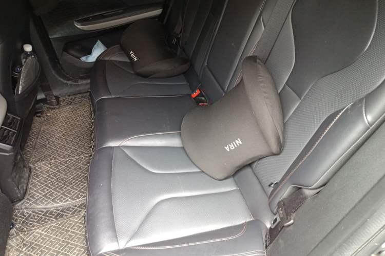 Used CHANGAN UNI-V 2023 1.5T Prestige Model