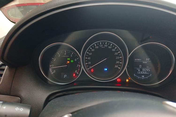 Used Mazda CX-5 2015 2.0L Automatic 4x4 Luxury Edition
