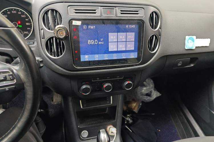 Used Volkswagen Tiguan 2015 1.8TSI Automatic Two-Wheel Drive Trend Edition Audio And AC Panel